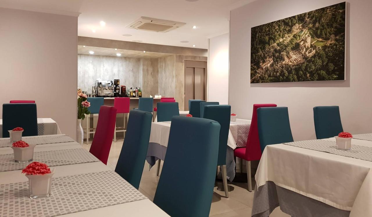 Hotel Avenida Plaza Alzira Bagian luar foto